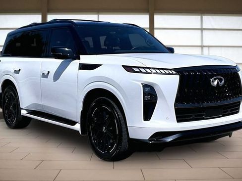 Used 2026 INFINITI QX80 4WD w/ Sport Exterior Package image 12