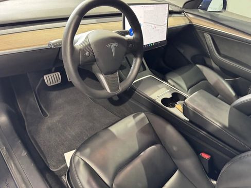 Used 2021 Tesla Model 3 Performance image 9