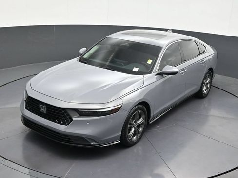 Used 2023 Honda Accord EX-L image 15