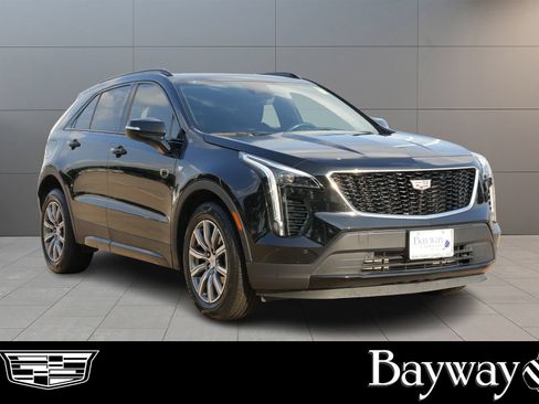 Used 2022 Cadillac XT4 Sport FWD image 4