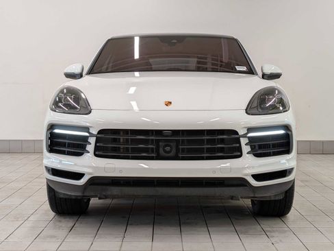 Used 2023 Porsche Cayenne Coupe image 10