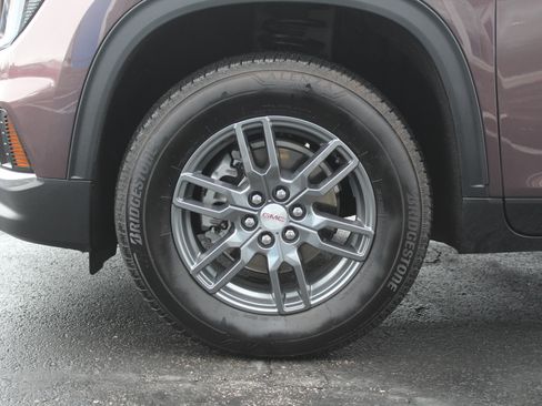 Certified 2025 GMC Acadia Elevation w/ LPO, Floor Liner Package image 32