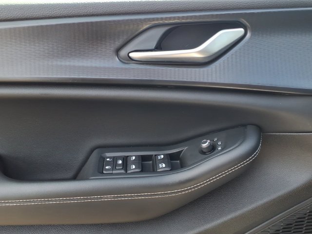 Certified 2023 Jeep Grand Cherokee Altitude AWD/4WD image 24