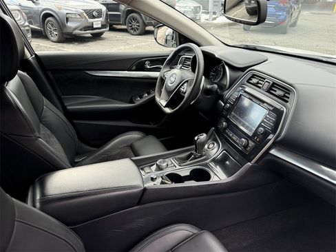 Used 2016 Nissan Maxima SR image 26