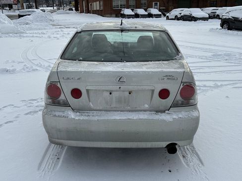 Used 2001 Lexus IS 300 image 7