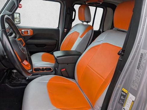 Used 2020 Jeep Gladiator Overland w/ Safety Group image 6