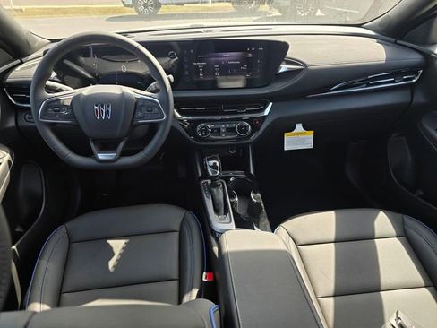 New 2026 Buick Envista Sport Touring image 12