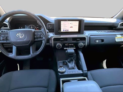 Used 2025 Toyota Tacoma SR5 AWD/4WD image 14
