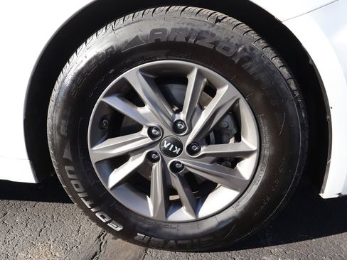 Used 2020 Kia Optima LX image 44