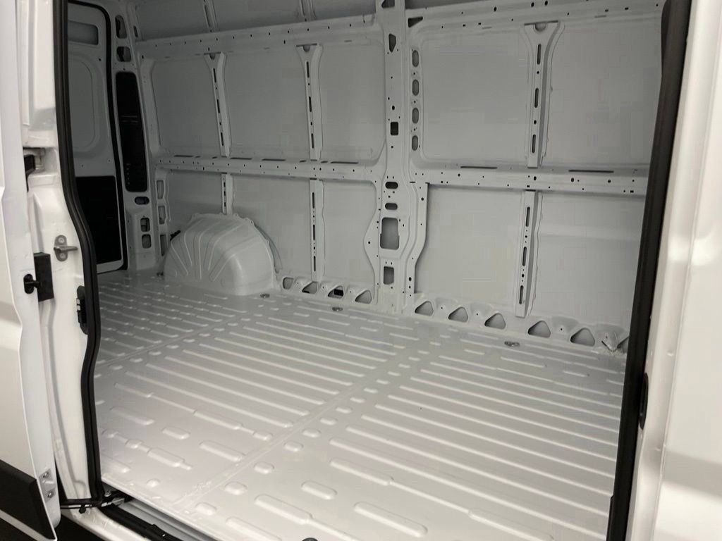 New 2026 RAM ProMaster 2500 w/ Safety Group FWD image 4