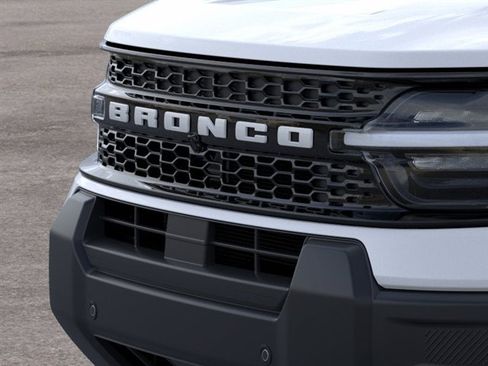 New 2026 Ford Bronco Sport Outer Banks w/ Outer Banks Tech Package+ AWD/4WD image 17