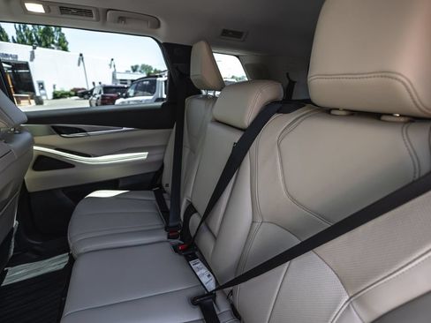 Used 2024 INFINITI QX60 Luxe AWD/4WD image 23