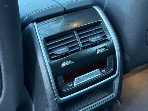 Used 2019 BMW X7 xDrive50i image 16