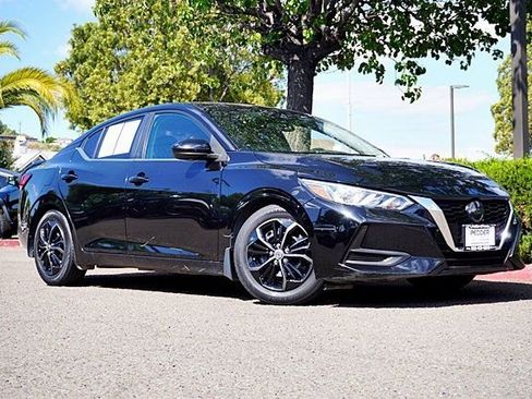 Used 2021 Nissan Sentra S FWD image 2