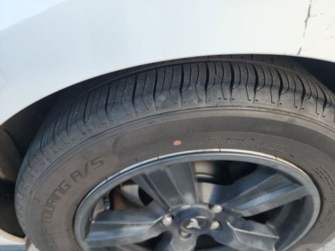 Used 2018 Ford Mustang Coupe image 7