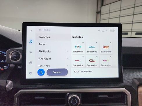 Used 2025 Toyota 4Runner Limited image 29