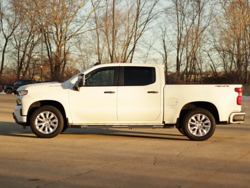 Used 2021 Chevrolet Silverado 1500 Custom w/ Custom Max Trailering Package image 4