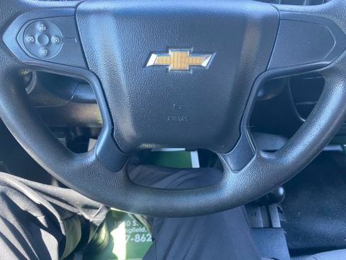 Used 2017 Chevrolet Silverado 1500 W/T w/ WT Convenience Package AWD/4WD image 16