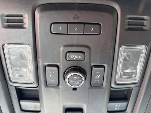 Used 2021 GMC Yukon SLT w/ SLT Luxury Plus Package RWD image 56