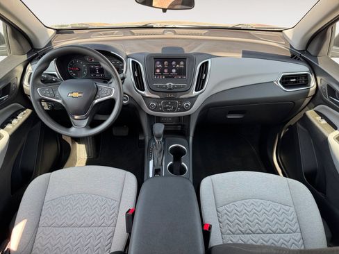 Used 2024 Chevrolet Equinox LS w/ Driver Confidence II Package FWD image 10