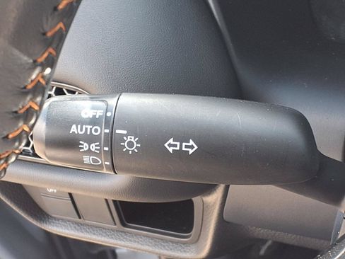 Used 2024 Honda HR-V Sport image 18