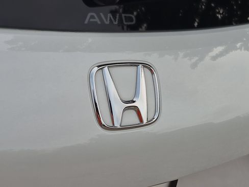 Certified 2024 Honda HR-V Sport image 27