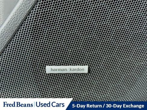 Used 2017 Subaru Forester 2.5i Touring image 21