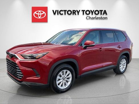 New 2026 Toyota Grand Highlander XLE image 1