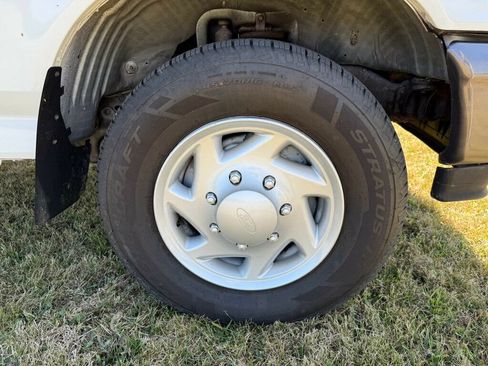 Used 1995 Ford F250 2WD Regular Cab image 9