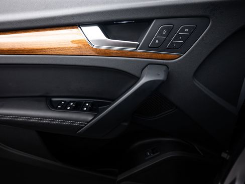 Certified 2023 Audi Q5 2.0T Premium Plus w/ Premium Plus Package image 15