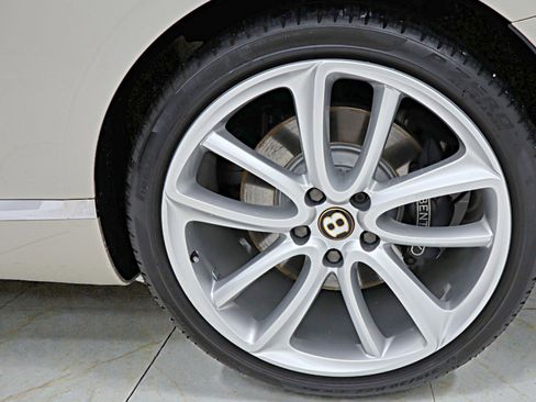 Used 2020 Bentley Continental GT image 59
