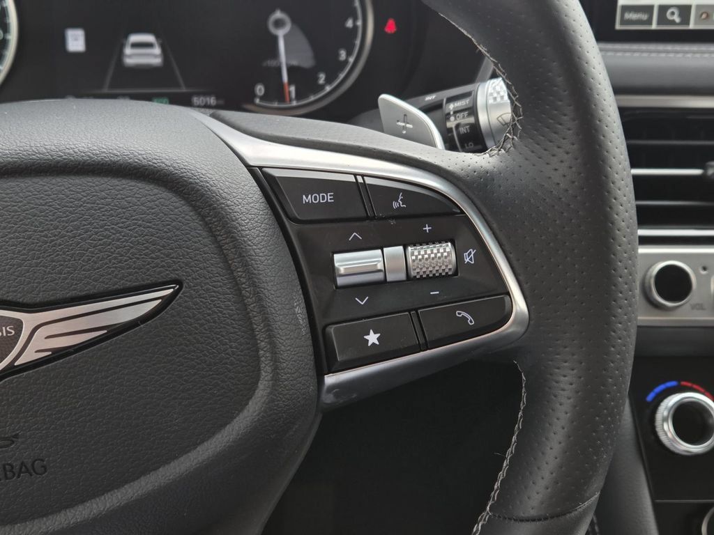 Used 2026 Genesis G70 2.5T AWD/4WD image 11