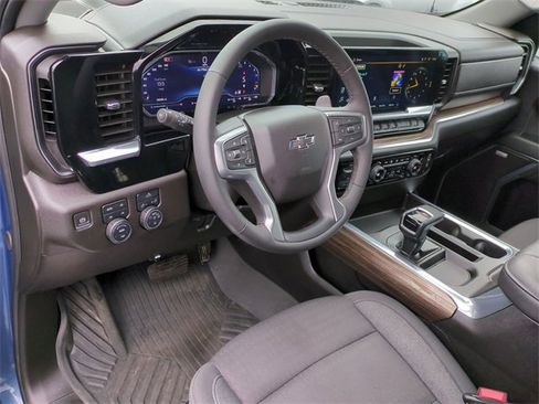 Certified 2024 Chevrolet Silverado 1500 RST image 11