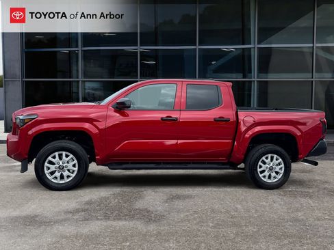 Used 2025 Toyota Tacoma SR AWD/4WD image 8
