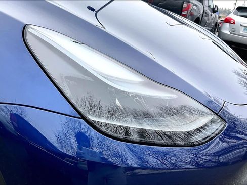 Used 2024 Tesla Model Y Long Range image 25