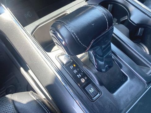 Used 2021 Ford F150 Lariat w/ Equipment Group 502A High AWD/4WD image 20