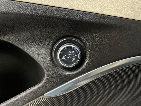 Used 2018 Buick Enclave Premium image 13