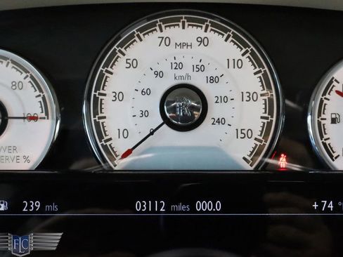 Used 2019 Rolls-Royce Wraith Coupe image 43