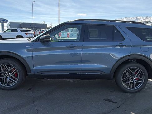 New 2026 Ford Explorer ST-Line w/ ST-Line Street Pack image 6