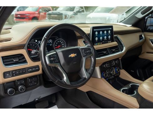 Used 2021 Chevrolet Tahoe Premier w/ Premium Package RWD image 11