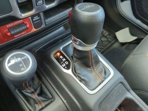 Used 2021 Jeep Gladiator Mojave image 30