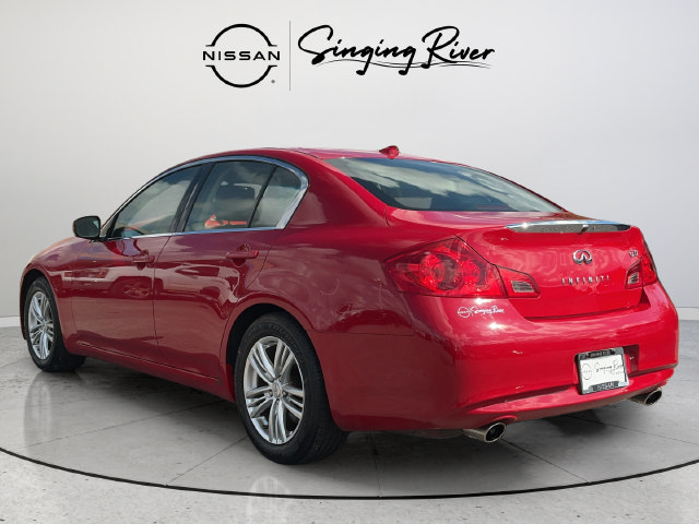 Used 2013 INFINITI G37 Journey RWD image 5