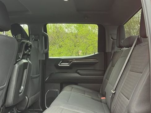 Used 2024 Chevrolet Silverado 1500 LT AWD/4WD image 19