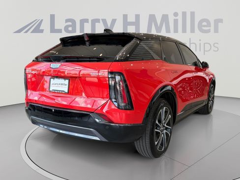 Used 2025 Cadillac Optiq Sport 2 AWD/4WD image 5