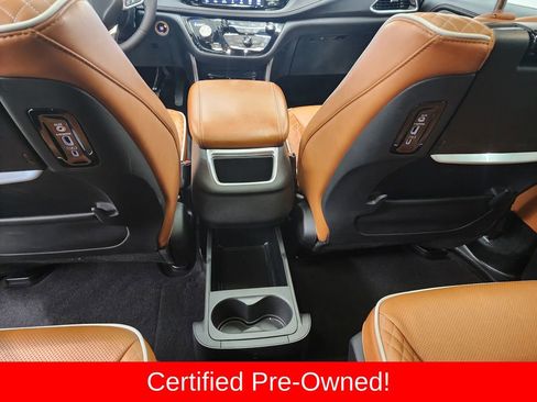 Used 2025 Chrysler Pacifica Pinnacle image 26