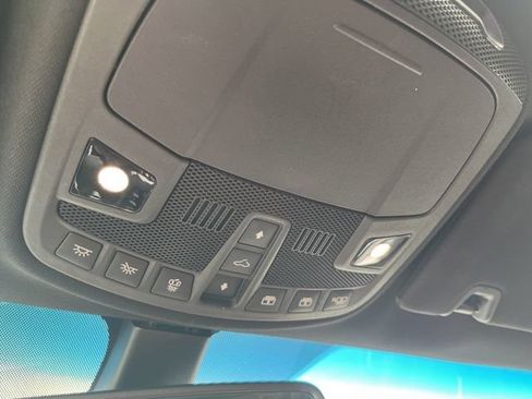 Used 2020 Lincoln Continental Reserve w/ Rear Seat Amenities Package AWD/4WD image 62