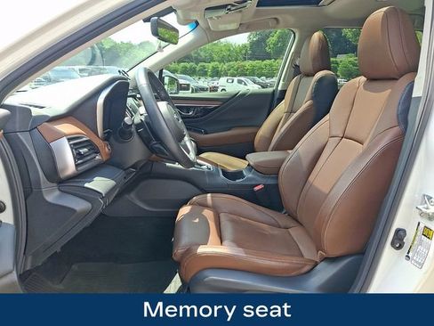 Used 2022 Subaru Outback Touring XT AWD/4WD image 2