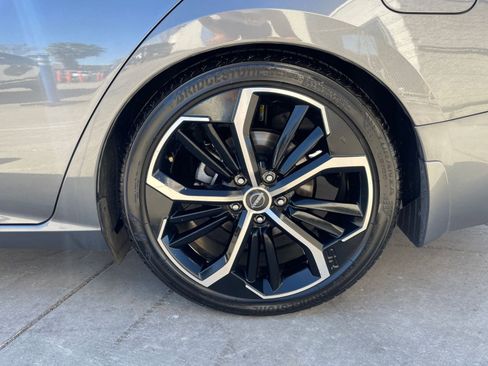 Used 2025 Nissan Altima 2.5 SR image 34