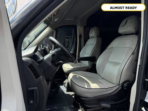 Used 2015 RAM ProMaster 2500 w/ Premium Appearance Group FWD image 21