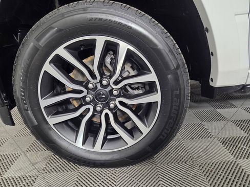 Used 2025 RAM 1500 Limited image 10